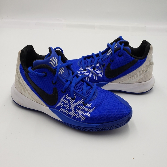 kyrie flytrap 4 racer blue